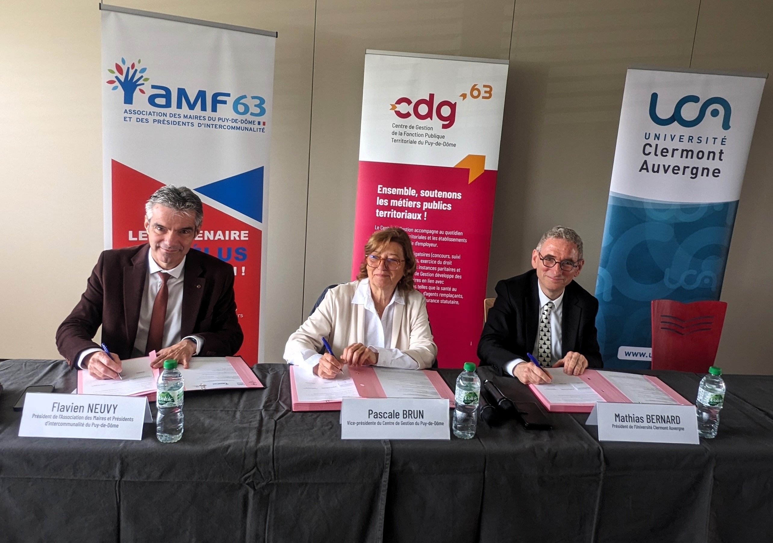 Lancement du DU Secr��taire g��n��ral(e) de mairie, 6 mai 2025